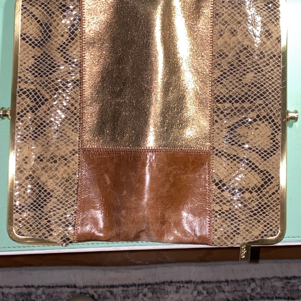Vintage Brown Snakeskin Clutch with Gold Accents - Picture 10 of 10